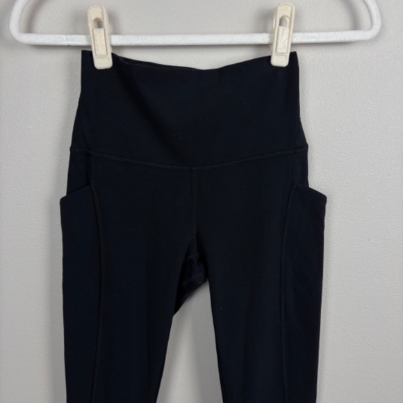 Lululemon Black Align High-Rise Pant with Pockets 25" - Size 4 - Picture 2 of 6